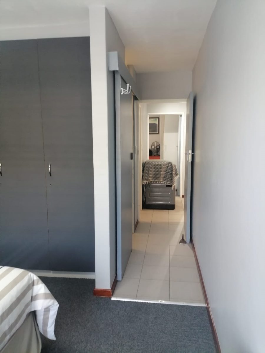 To Let 2 Bedroom Property for Rent in Strand Central Western Cape